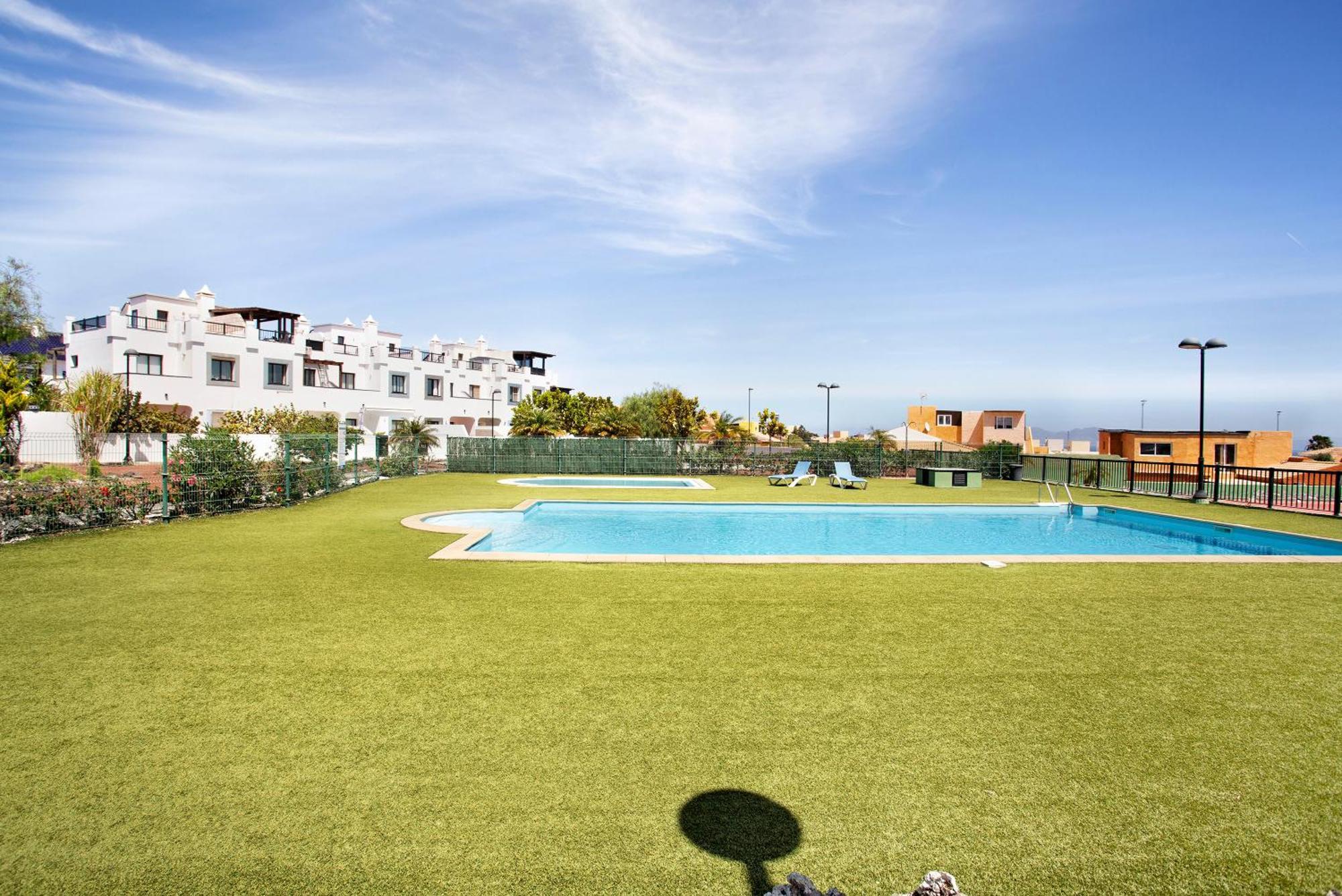 Villa Zoe คอร์ราเลโฮ ภายนอก รูปภาพ